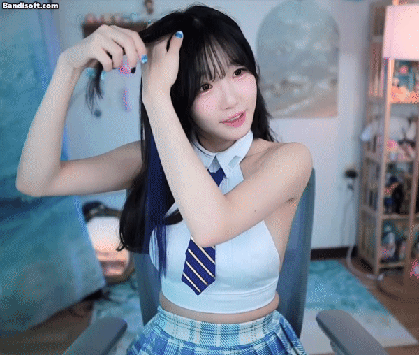 6a79088075d9450a499250f82702e24f_1771749117_1892.gif
